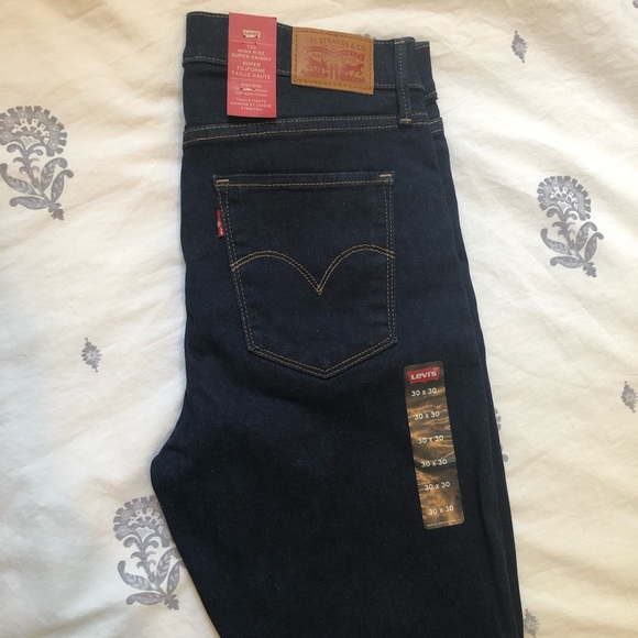 Levi’s high rise skinny jeans - Picture 5 of 9
